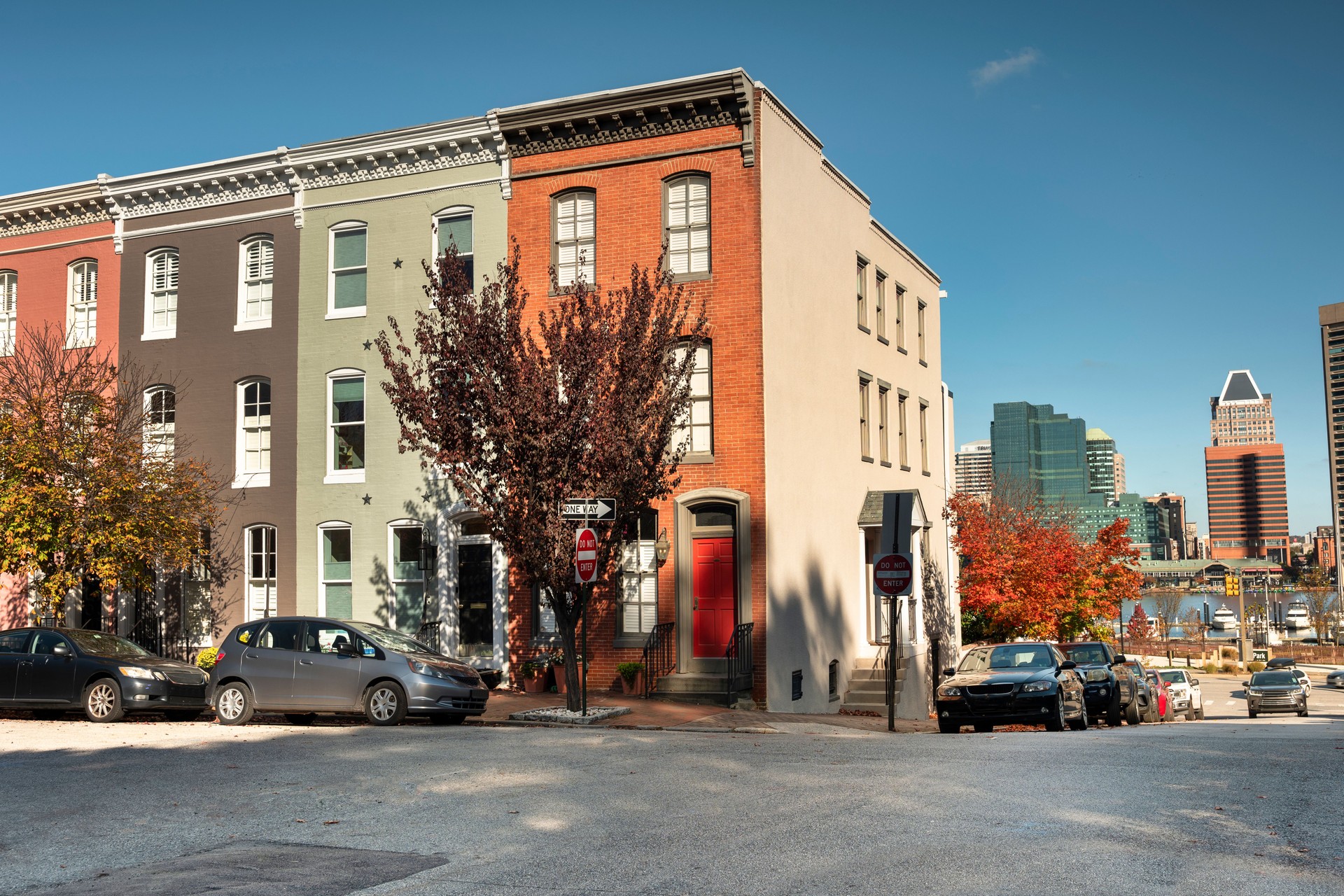 Baltimore Maryland historic townhomes in Federal Hill by the Patapsco River